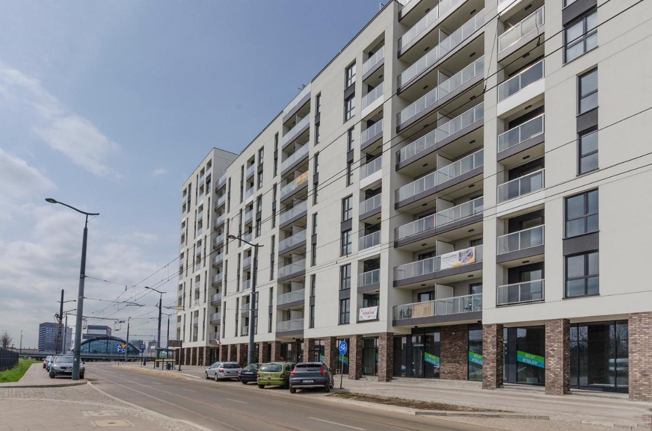 Aparthouse Fabryczna Lodz  Luaran gambar