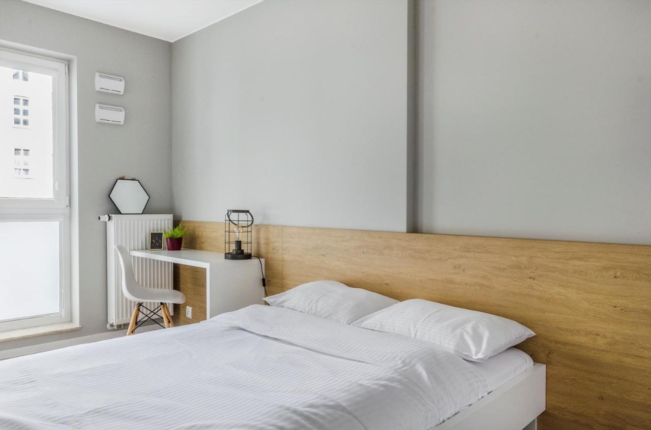 Aparthouse Fabryczna Lodz  Luaran gambar