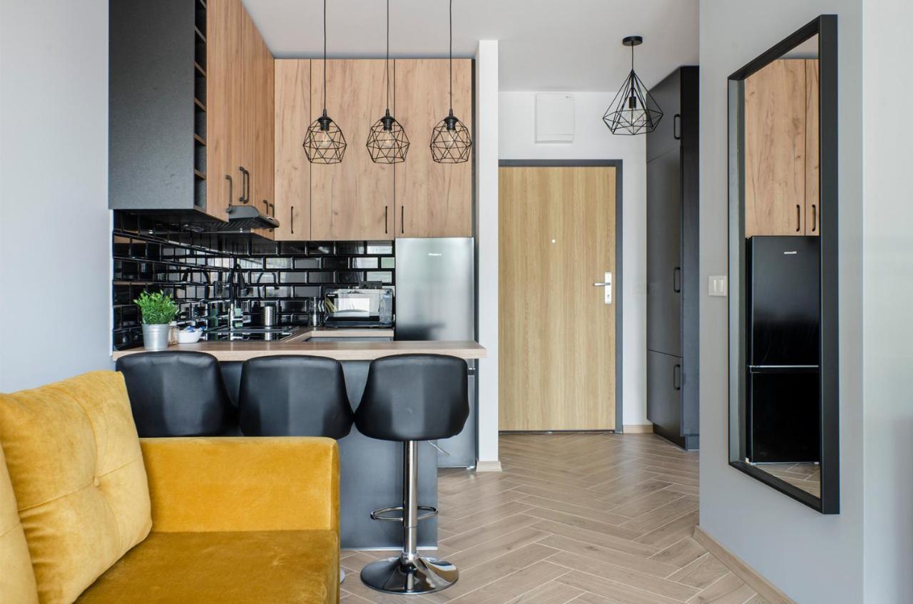 Aparthouse Fabryczna Lodz  Luaran gambar