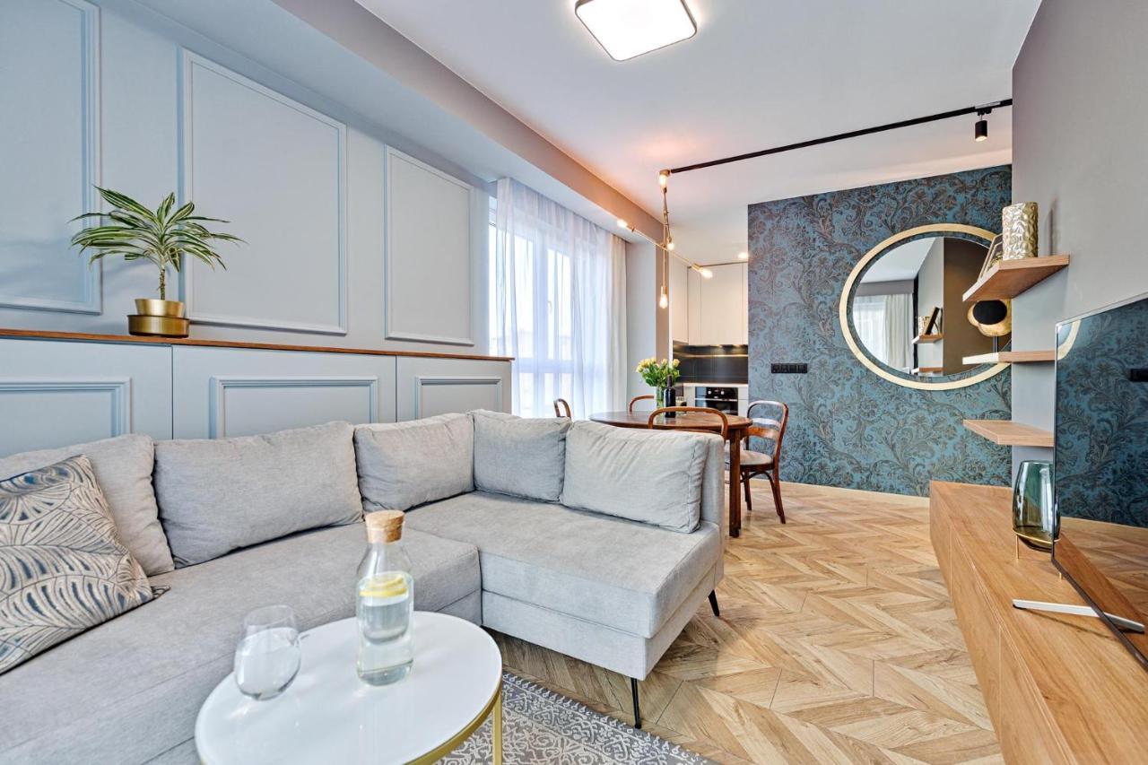 Aparthouse Fabryczna Lodz  Luaran gambar